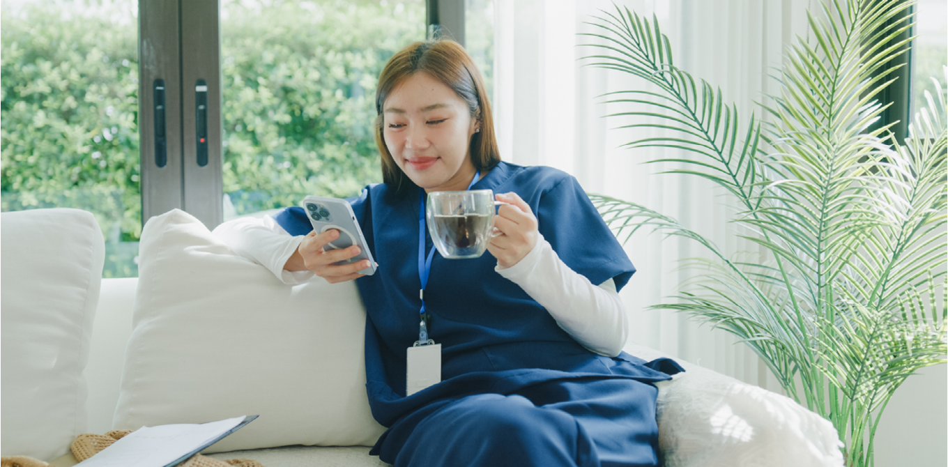 Swipe Less, Save More: Mastering Mindful Buying in the Social Media Age